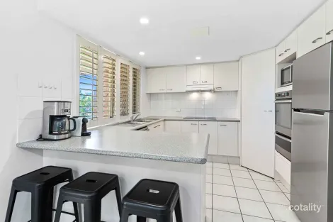 Property photo of 40/2 Cassowary Drive Burleigh Waters QLD 4220