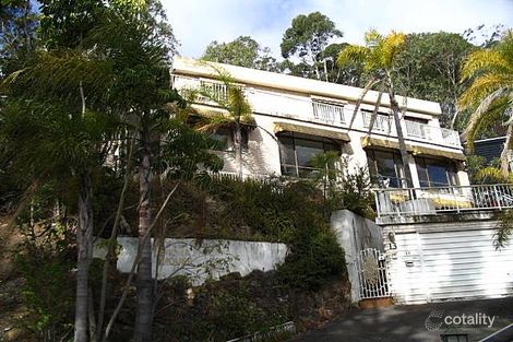 13 Fiona St, Point Clare, NSW 2250