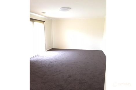 Property photo of 53 Jarryd Crescent Berwick VIC 3806