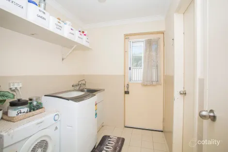 Property photo of 35 Peninsula Avenue Heathridge WA 6027