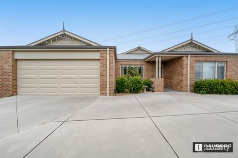Property photo of 66 Pepperbush Circuit Cranbourne VIC 3977
