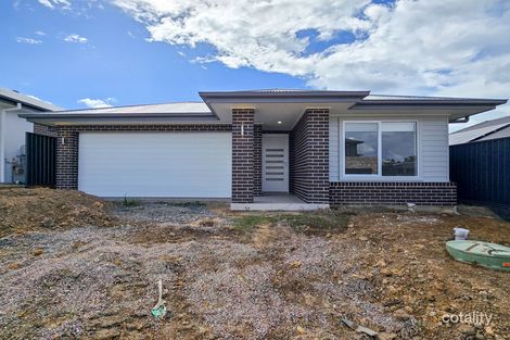 70 Cuttriss Cres, Wilton, NSW 2571