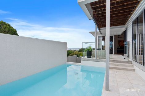 Property photo of 143 Coreen Street Wynnum QLD 4178