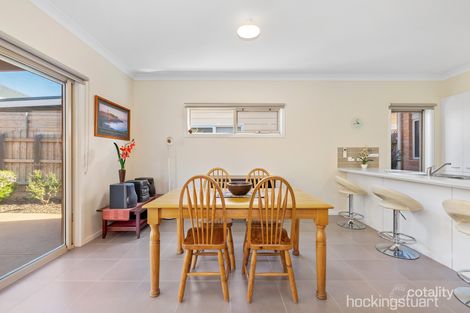 Property photo of 29 Eaglehawk Boulevard Eynesbury VIC 3338
