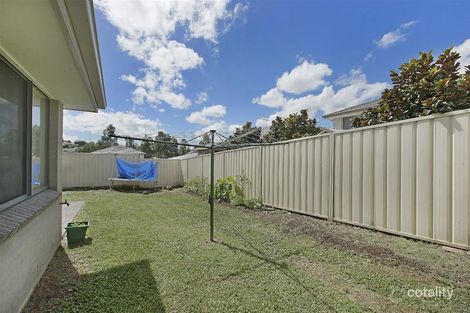 Property photo of 23 Vantage Circuit Cameron Park NSW 2285