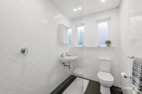 Property photo of 4/30 Ramsgate Avenue Bondi Beach NSW 2026
