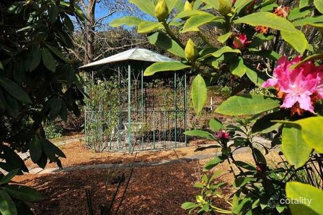 Property photo of 52 Mast Gully Road Upwey VIC 3158