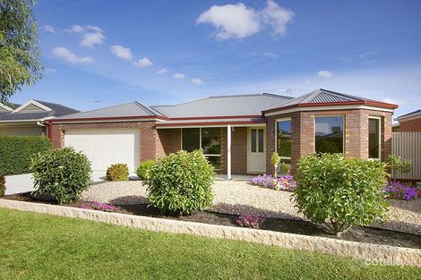 18 Barry Ct, Grovedale, VIC 3216