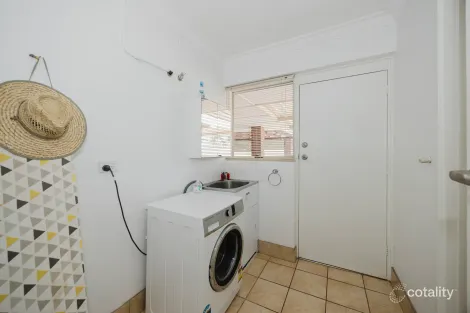 Property photo of 21 Durack Way Padbury WA 6025