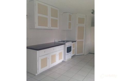 Property photo of 14 Levestam Court Carrara QLD 4211