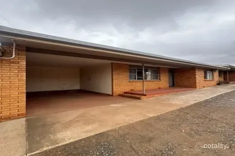 2/68 Pascoe Lane, Harlaxton, QLD 4350