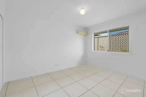 Property photo of 27 Sugargum Court Molendinar QLD 4214