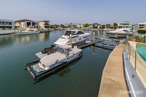 Property photo of 18 Regents Court Paradise Point QLD 4216