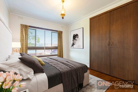 Property photo of 7 Griffith Street Endeavour Hills VIC 3802