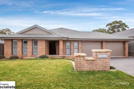 Property photo of 16 Jubilee Circuit Rosemeadow NSW 2560