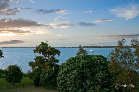 Property photo of 8/8 Spinnaker Drive Sandstone Point QLD 4511
