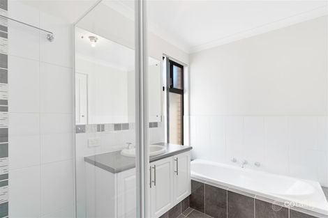 Property photo of 14A Spruce Terrace Aubin Grove WA 6164