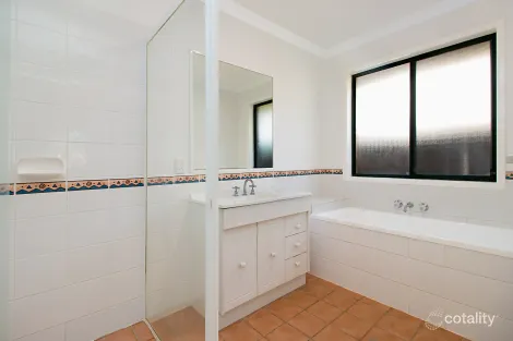 Property photo of 15 Peel Circuit Tweed Heads South NSW 2486