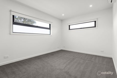 Property photo of 12A Fairbank Road Bentleigh VIC 3204