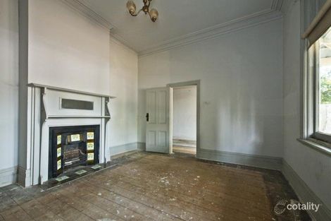 Property photo of 243 Station Street Fairfield VIC 3078