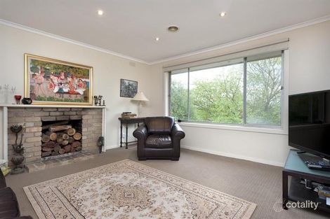 Property photo of 17 Sinclair Avenue Templestowe Lower VIC 3107