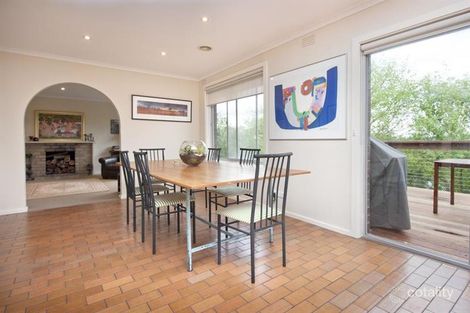 Property photo of 17 Sinclair Avenue Templestowe Lower VIC 3107