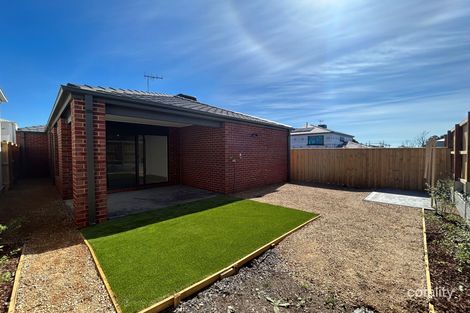 Property photo of 20 Mattina Circuit Greenvale VIC 3059