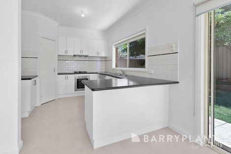 Property photo of 13 Weigall Close Caroline Springs VIC 3023