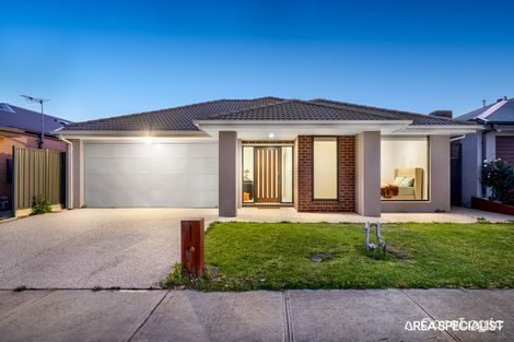 Property photo of 11 Langside Grove Cranbourne East VIC 3977