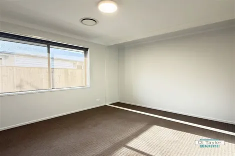 Property photo of 33 Portree Loop Jimboomba QLD 4280