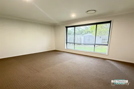 Property photo of 33 Portree Loop Jimboomba QLD 4280