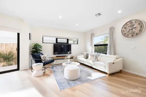 Property photo of 1/34 Wattle Road McCrae VIC 3938