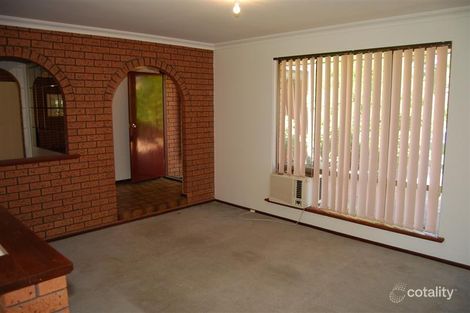 Property photo of 5 Tall Karri Close Camillo WA 6111