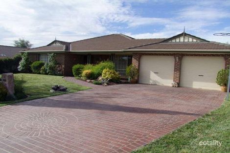 Property photo of 12 Elliot Close Windradyne NSW 2795