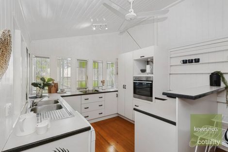 Property photo of 98 Stagpole Street West End QLD 4810