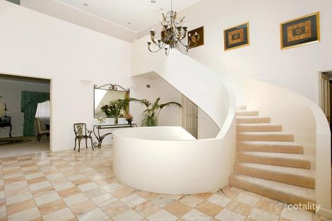 Property photo of 6 Vauxhall Road Balwyn VIC 3103