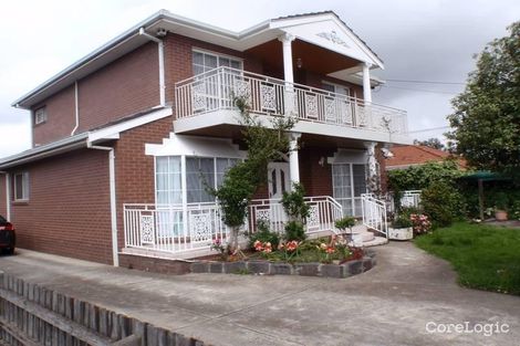 Property photo of 27 Furlong Road Sunshine North VIC 3020