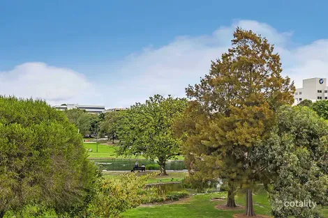 8/91 Thames St, Box Hill, VIC 3128