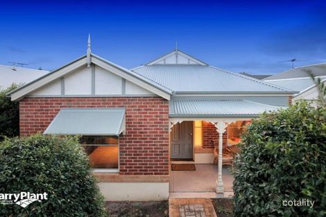 Property photo of 5 Grosvenor Square Craigieburn VIC 3064