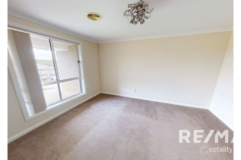 Property photo of 13 Hilton Place Junee NSW 2663
