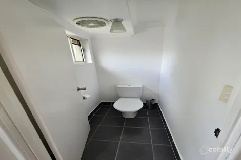 Property photo of 86 Braeside Road Emerald QLD 4720