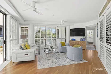Property photo of 3/19 Peak Avenue Main Beach QLD 4217