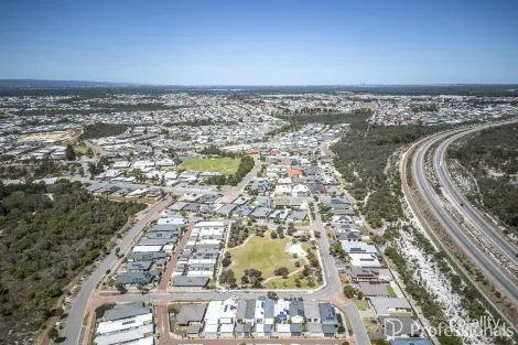 Property photo of 73 Chandala Turn Ellenbrook WA 6069