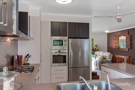 Property photo of 27 Hillview Crescent Whitfield QLD 4870