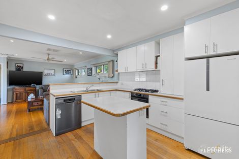 Property photo of 39 Zina Grove Mooroolbark VIC 3138