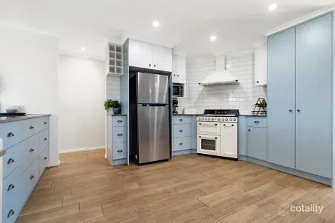 Property photo of 23 Gawthorne Drive Millars Well WA 6714