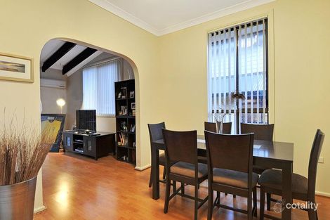 Property photo of 2/68 Rowland Avenue Wollongong NSW 2500
