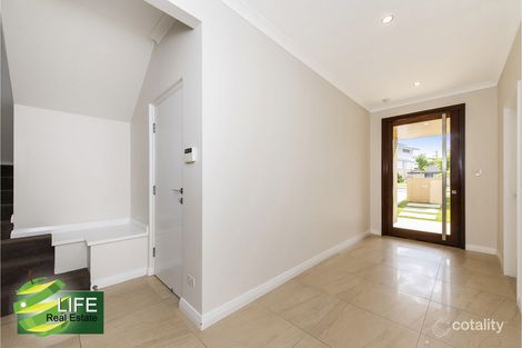 Property photo of 3 Bridgewater Crescent Karrinyup WA 6018