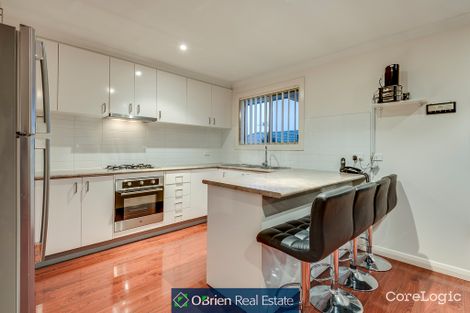 Property photo of 11A Southwell Close Endeavour Hills VIC 3802