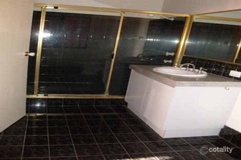 Property photo of 10 Skipjack Way Warnbro WA 6169